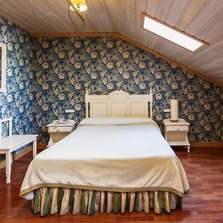 Hotel Azofra Burgo 객실 사진