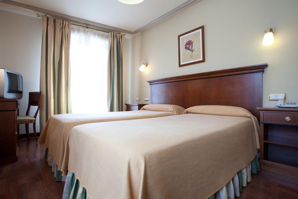 Hotel Azofra Burgo 외부 사진
