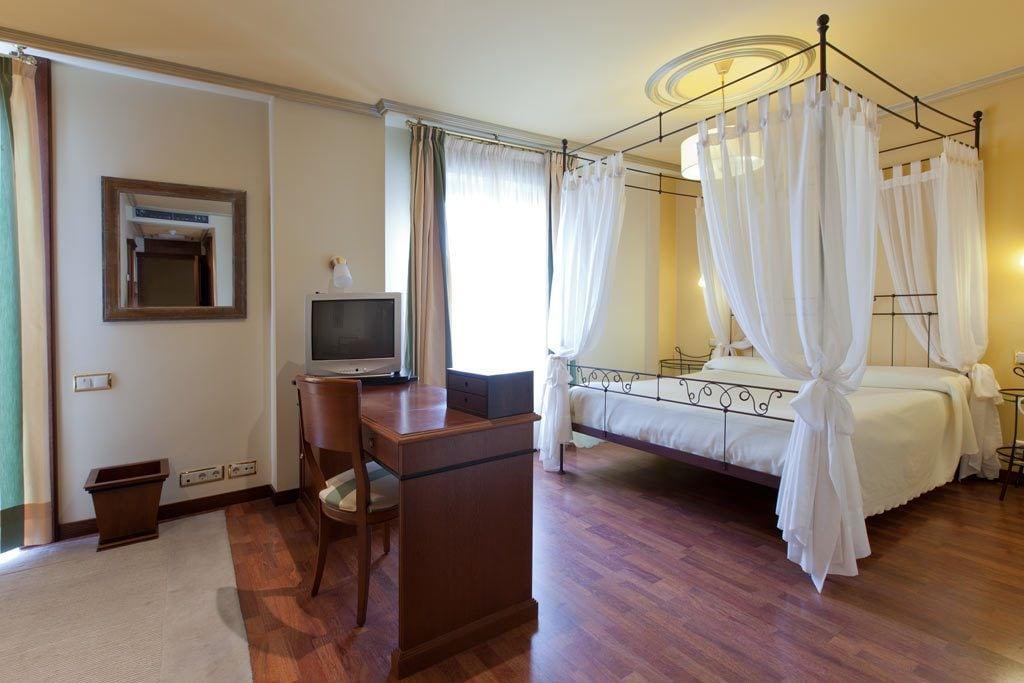 Hotel Azofra Burgo 외부 사진