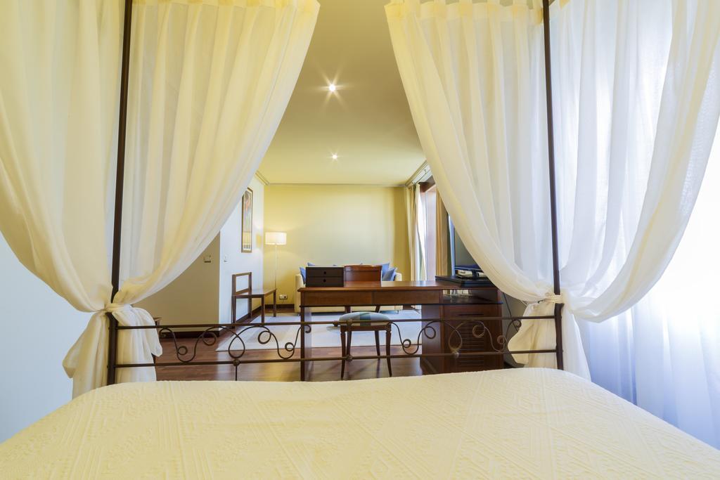 Hotel Azofra Burgo 외부 사진