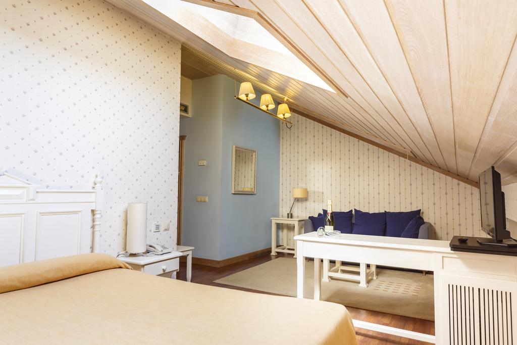Hotel Azofra Burgo 외부 사진