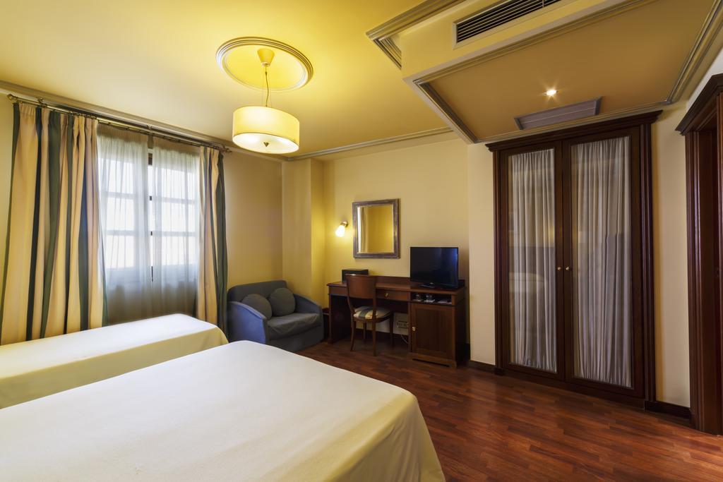 Hotel Azofra Burgo 외부 사진